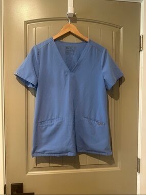 FIGS Casma Scrub Top S